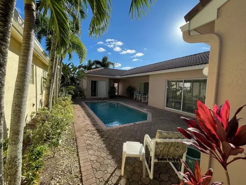 9596 Honeybell Cir, Boynton Beach, FL 33437