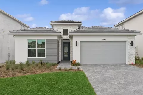 6746 SE Lost Pne Dr #18, Stuart, FL 34997