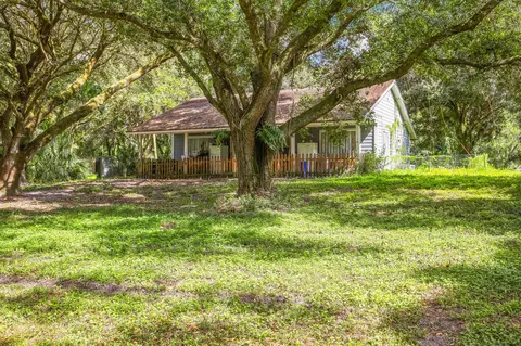 3928 C Rd, Loxahatchee Groves, FL 33470