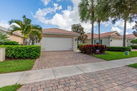 8295 Quito Pl, Wellington, FL 33414