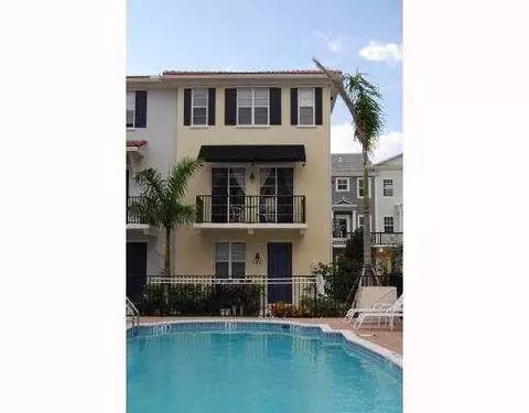 151 Greenwich Cir, Jupiter, FL 33458
