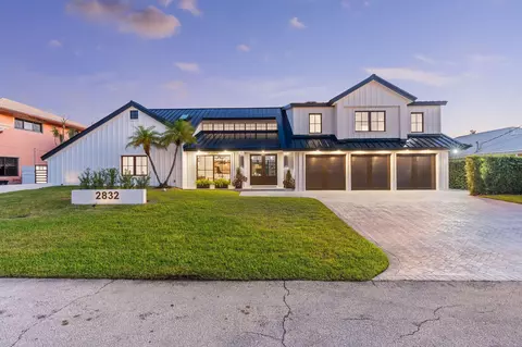 2832 NE 37 Ct, Fort Lauderdale, FL 33308
