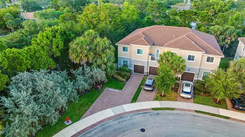 6304 SE Portofino Cir, Hobe Sound, FL 33455