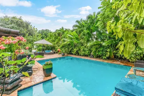 601 Forest Hill Blvd, West Palm Beach, FL 33405