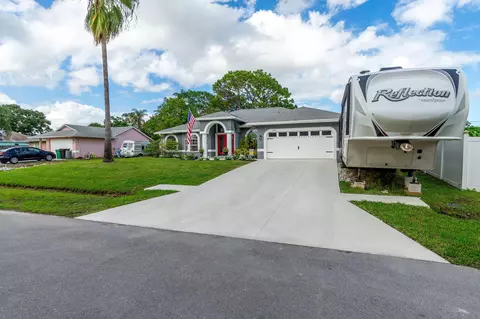 1211 SW Porter Rd, Port Saint Lucie, FL 34953