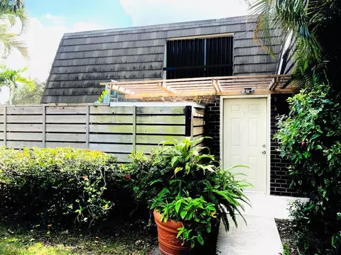 1507 15th Ter, Palm Beach Gardens, FL 33418