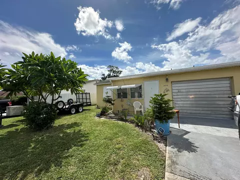 3825 Edwards Ave, Lake Worth, FL 33461