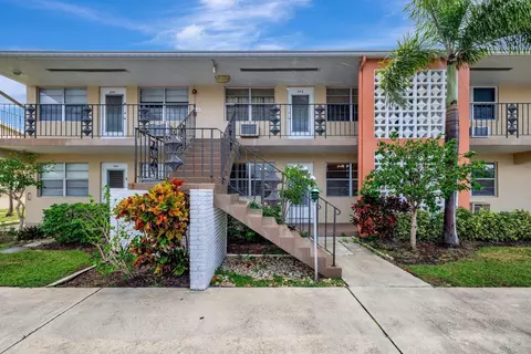 2106 NE 56th Ct #102, Fort Lauderdale, FL 33308
