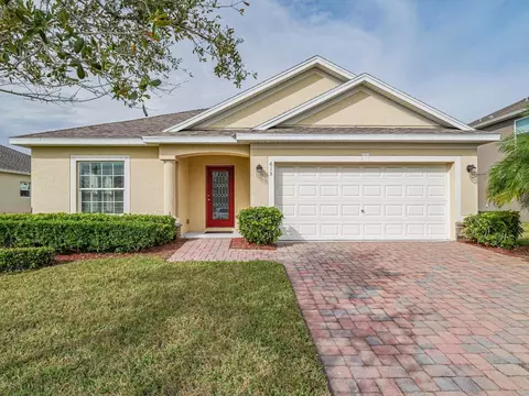 615 Valencia SW, Vero Beach, FL 32968