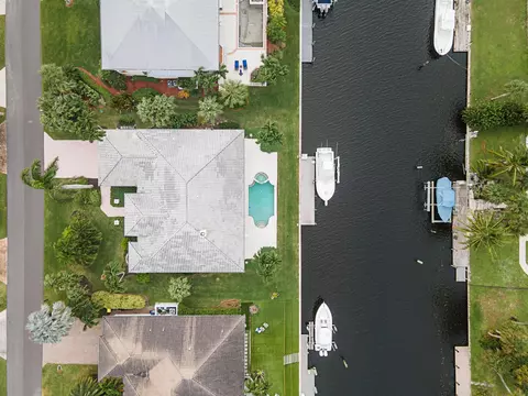 8501 SE Royal St, Hobe Sound, FL 33455