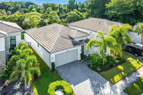 7204 Villamar, Lake Worth, FL 33463