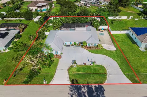 2266 SE Abcor Rd, Port Saint Lucie, FL 34952