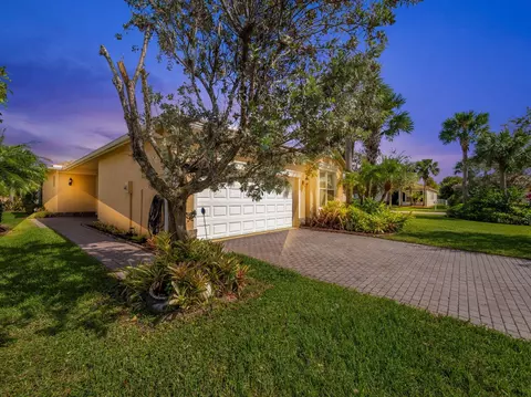 10189 SW Brookgreen Dr, Port Saint Lucie, FL 34987