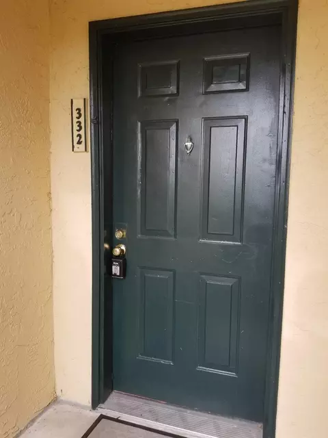 927 Riverside Dr #332, Coral Springs, FL 33071
