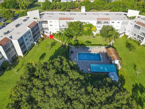 3286 Arcara Way #111, Lake Worth, FL 33467