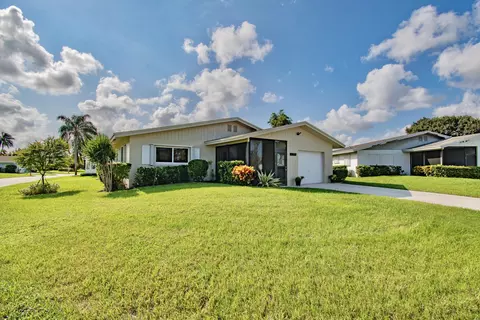 6357 Stanley Ln, Delray Beach, FL 33484