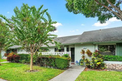 3921 Carambola Cir N, Coconut Creek, FL 33066
