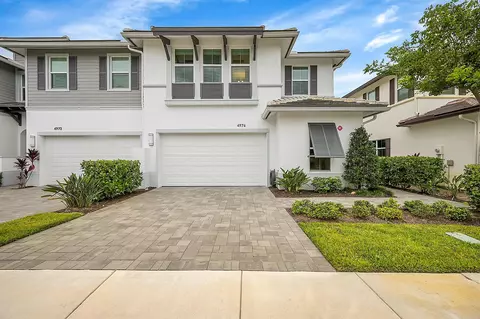 4976 Borland Ln, Palm Beach Gardens, FL 33418