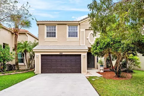 9925 Woodworth Ct, Wellington, FL 33414