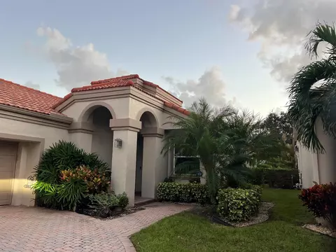 6230 Evian Pl, Boynton Beach, FL 33437