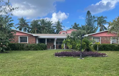 11120 SE Gomez Ave, Hobe Sound, FL 33455