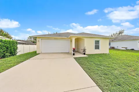6604 Westview Dr, Lake Worth, FL 33462