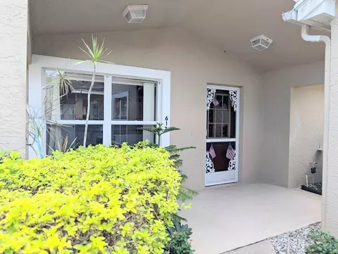 617 NW San Remo Cir, Port Saint Lucie, FL 34986
