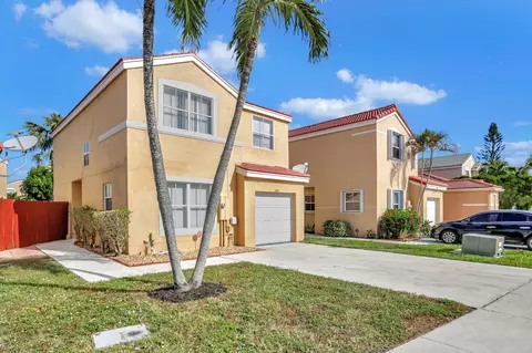 6185 Mohawk Ter, Margate, FL 33063