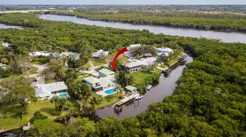 4122 SW St Lucie Ln, Palm City, FL 34990