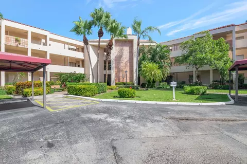 7460 La Paz Blvd #304, Boca Raton, FL 33433