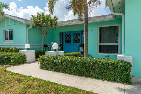 3616 Daisy Ave, Palm Beach Gardens, FL 33410