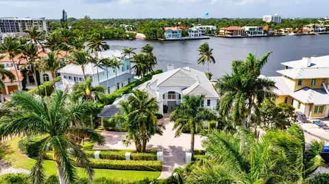1026 Seasage Dr, Delray Beach, FL 33483