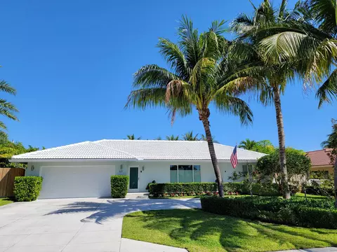 501 Phillips Dr, Boca Raton, FL 33432