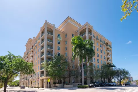 403 S Sapodilla Ave #613, West Palm Beach, FL 33401