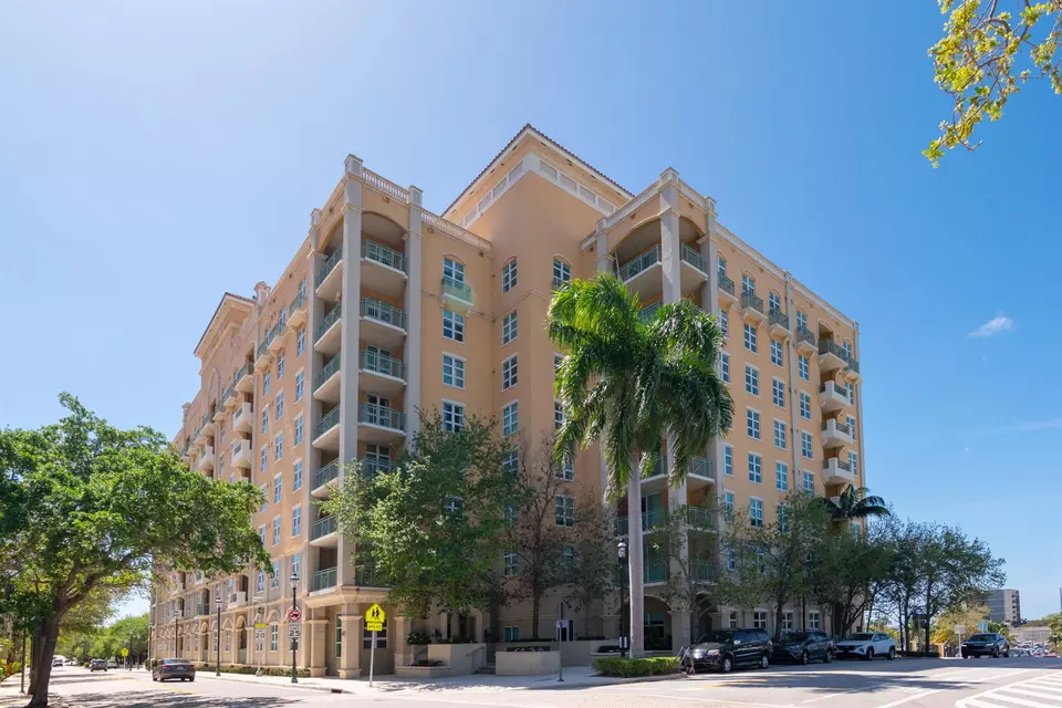  403 S Sapodilla Ave #613, West Palm Beach, FL 33401 photo 1