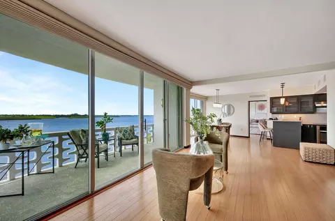 2760 S Ocean Blvd #404, Palm Beach, FL 33480