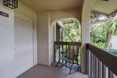 10113 Mangrove Dr #206, Boynton Beach, FL 33437