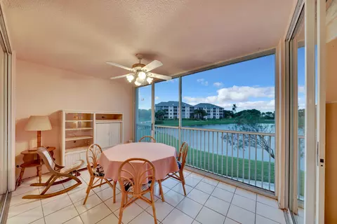 353 S Us 1 #E204, Jupiter, FL 33477