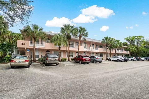 18081 SE Country Clb #45-443, Tequesta, FL 33469