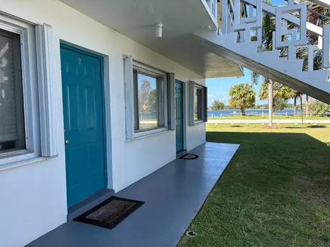 2204 Lake Osborne Dr #2, Lake Worth, FL 33461