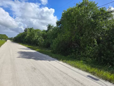 0000 35th N, The Acreage, FL 33470