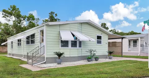 560 Natalie Dr, Port Saint Lucie, FL 34952
