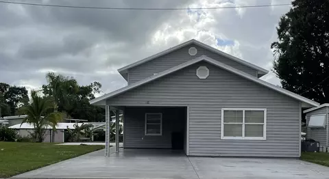 1118 6th St, Okeechobee, FL 34974