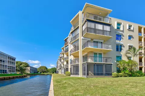 896 N Federal Hwy #331, Lantana, FL 33462