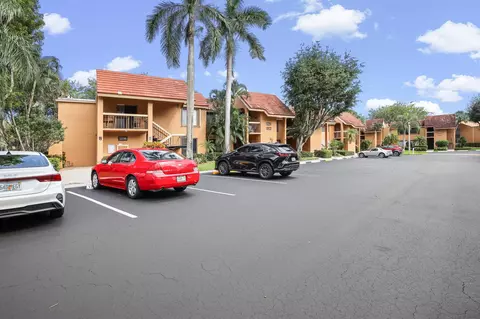 11196 Green Lake Dr #101, Boynton Beach, FL 33437