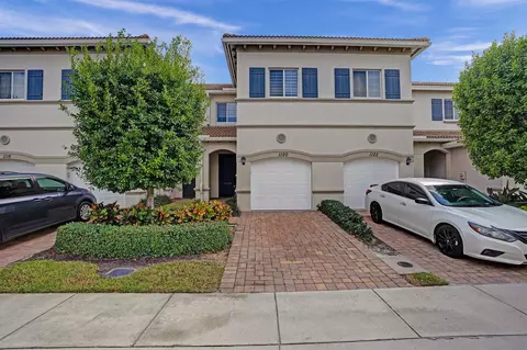 1120 Vermilion Dr, Lake Worth Beach, FL 33461