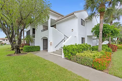 7599 Glendevon Ln #1505, Delray Beach, FL 33446