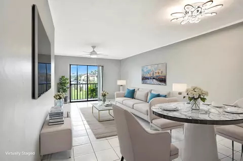7094 Golf Colony Ct #201, Lake Worth, FL 33467