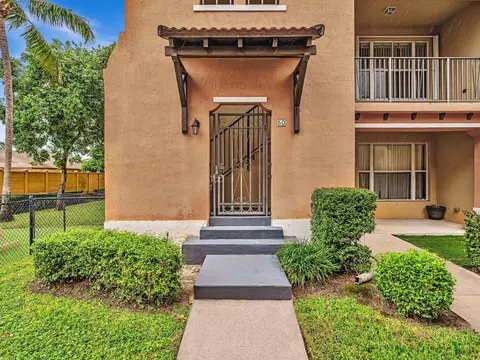 3557 Forest Hill Blvd #50, Palm Springs, FL 33406