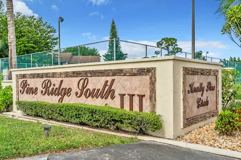 329 Knotty Pine Cir #A-2, Greenacres, FL 33463